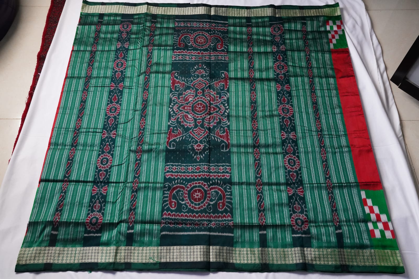 Maroon & Green combination dhadi pasapali design  pata saree. - Koshali Arts & Crafts Enterprise