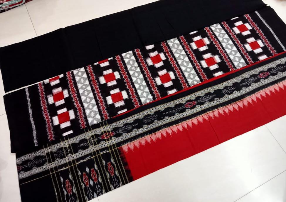 Cotton Dress Material in Beautiful Maroon and Black color with Pasapali design. Contrast Dupatta  UNSTITCHED DRESS SET - Koshali Arts & Crafts Enterprise