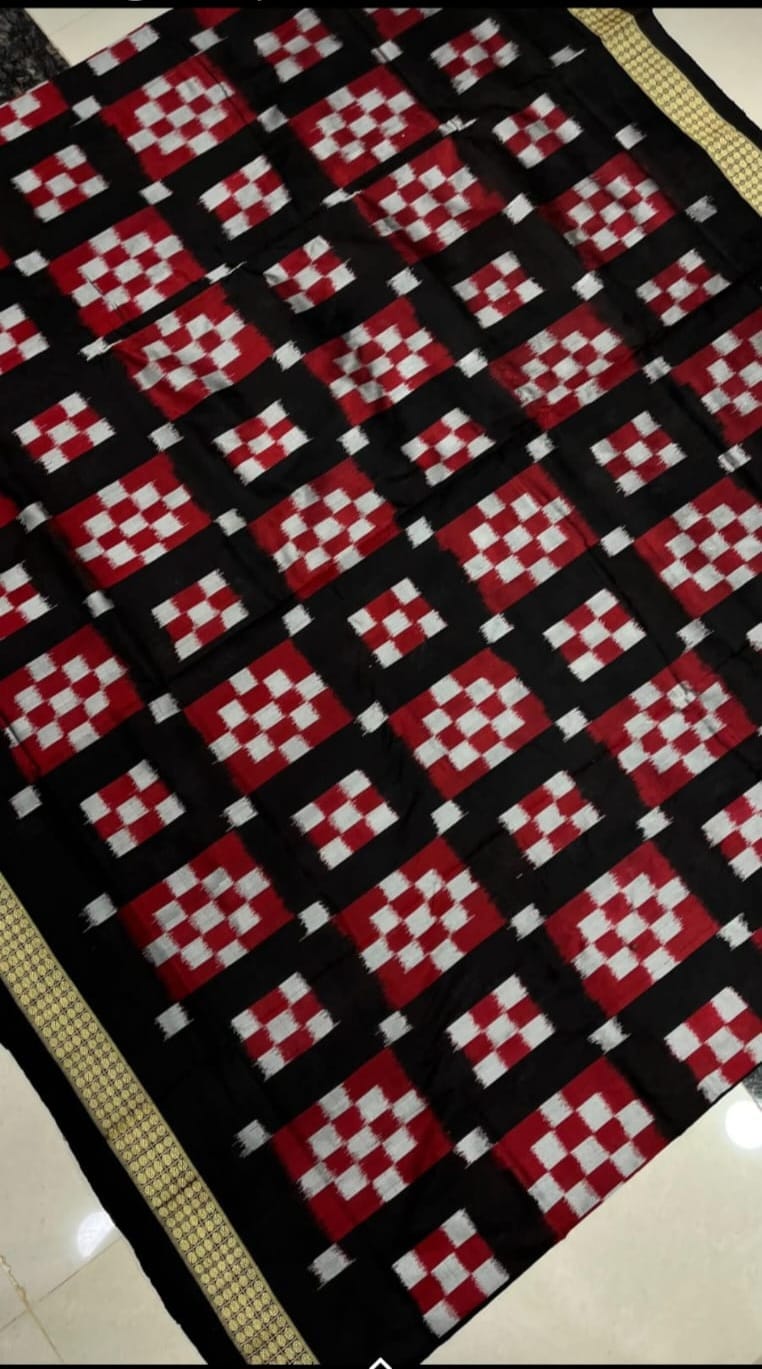 Black and Maroon color 5 kuthi Sambalpuri Pasapali pata saree. - Koshali Arts & Crafts Enterprise