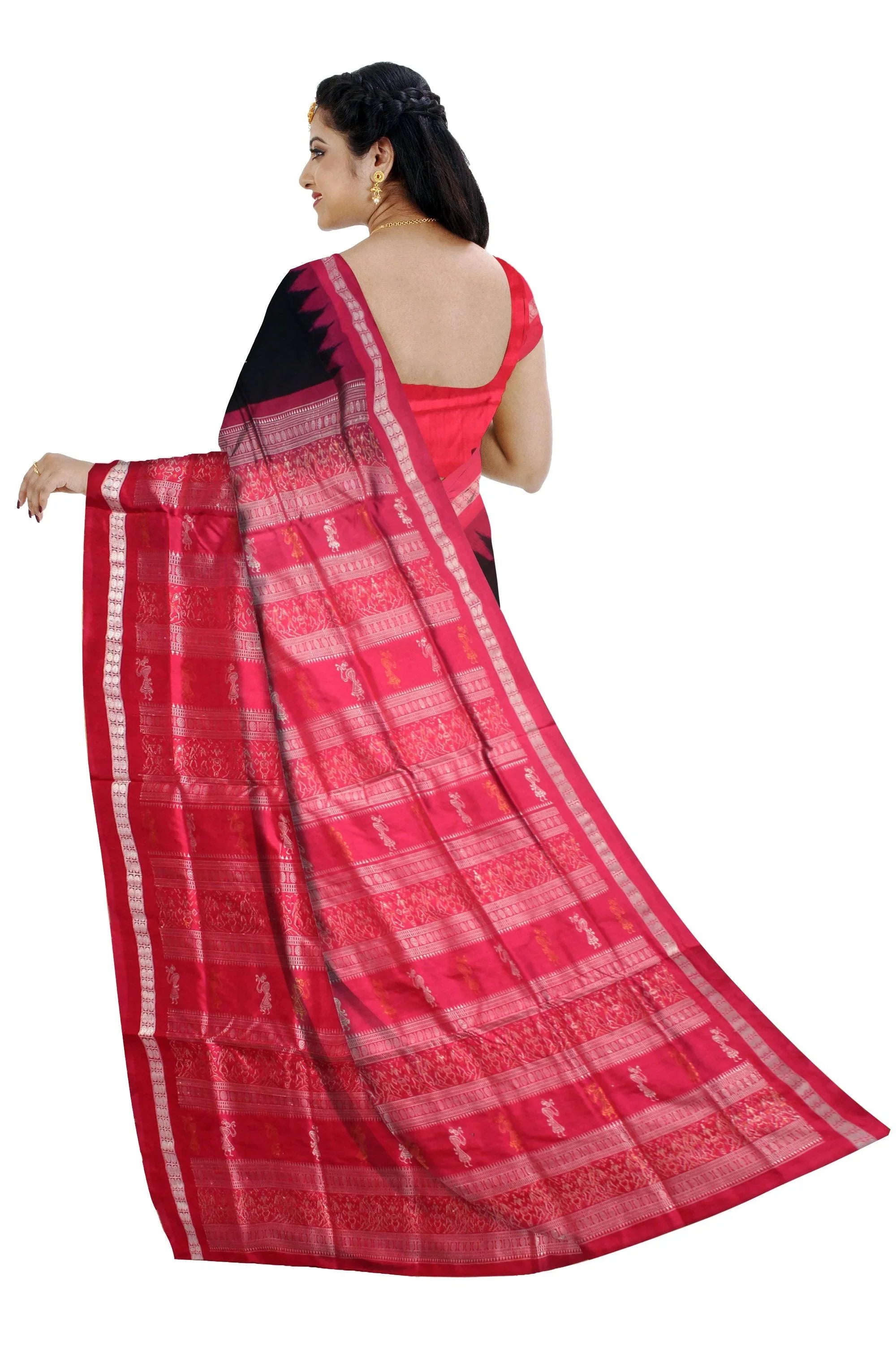 Black and Red color Bomkei Sambalpuri pata saree with blouse piece. - Koshali Arts & Crafts Enterprise