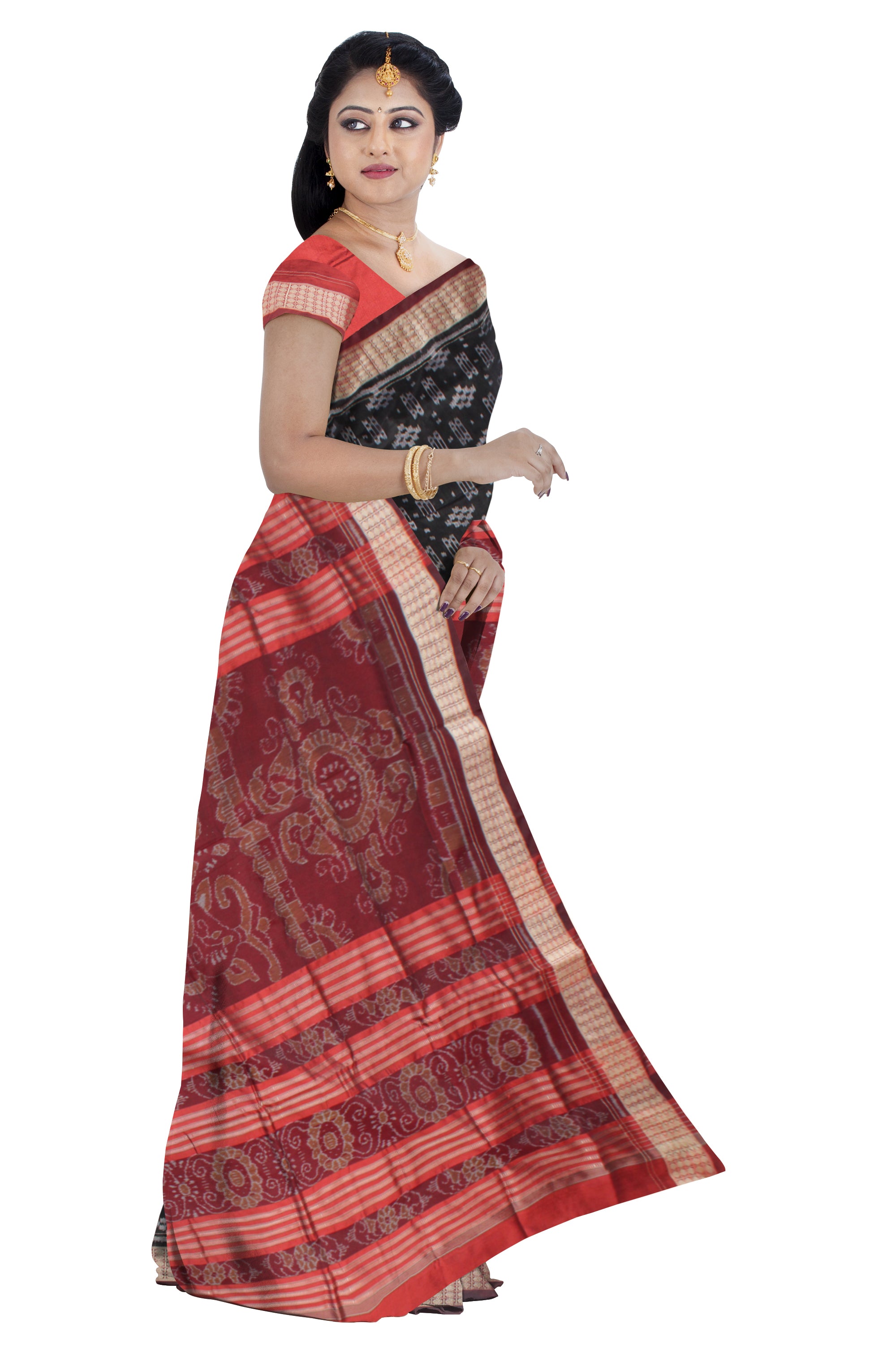TRADITIONAL FULL BODY PASAPALI DESIGN PATA SAREE IS BLACK AND MAROON COLOR BASE,WITH MATCHING BLOUSE PIECE. - Koshali Arts & Crafts Enterprise