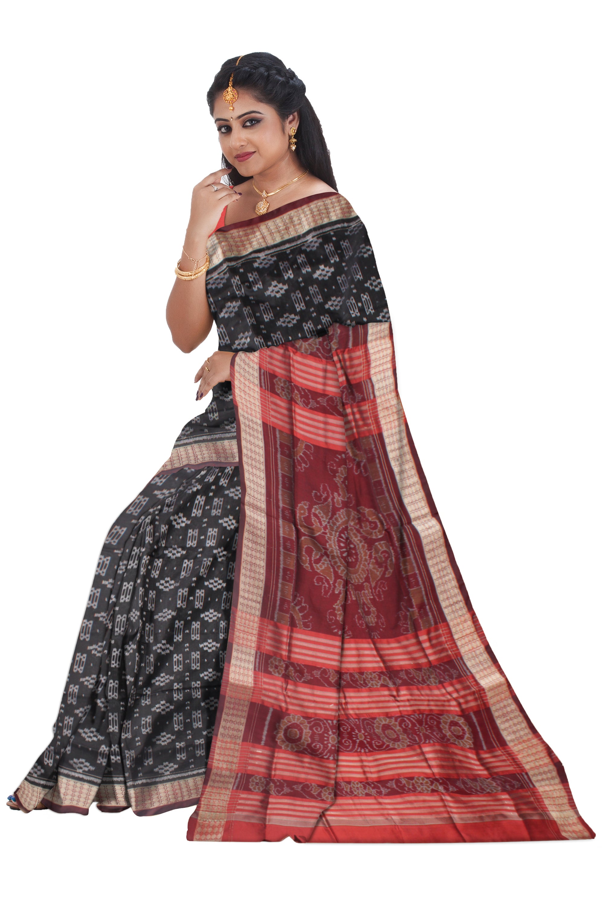 TRADITIONAL FULL BODY PASAPALI DESIGN PATA SAREE IS BLACK AND MAROON COLOR BASE,WITH MATCHING BLOUSE PIECE. - Koshali Arts & Crafts Enterprise