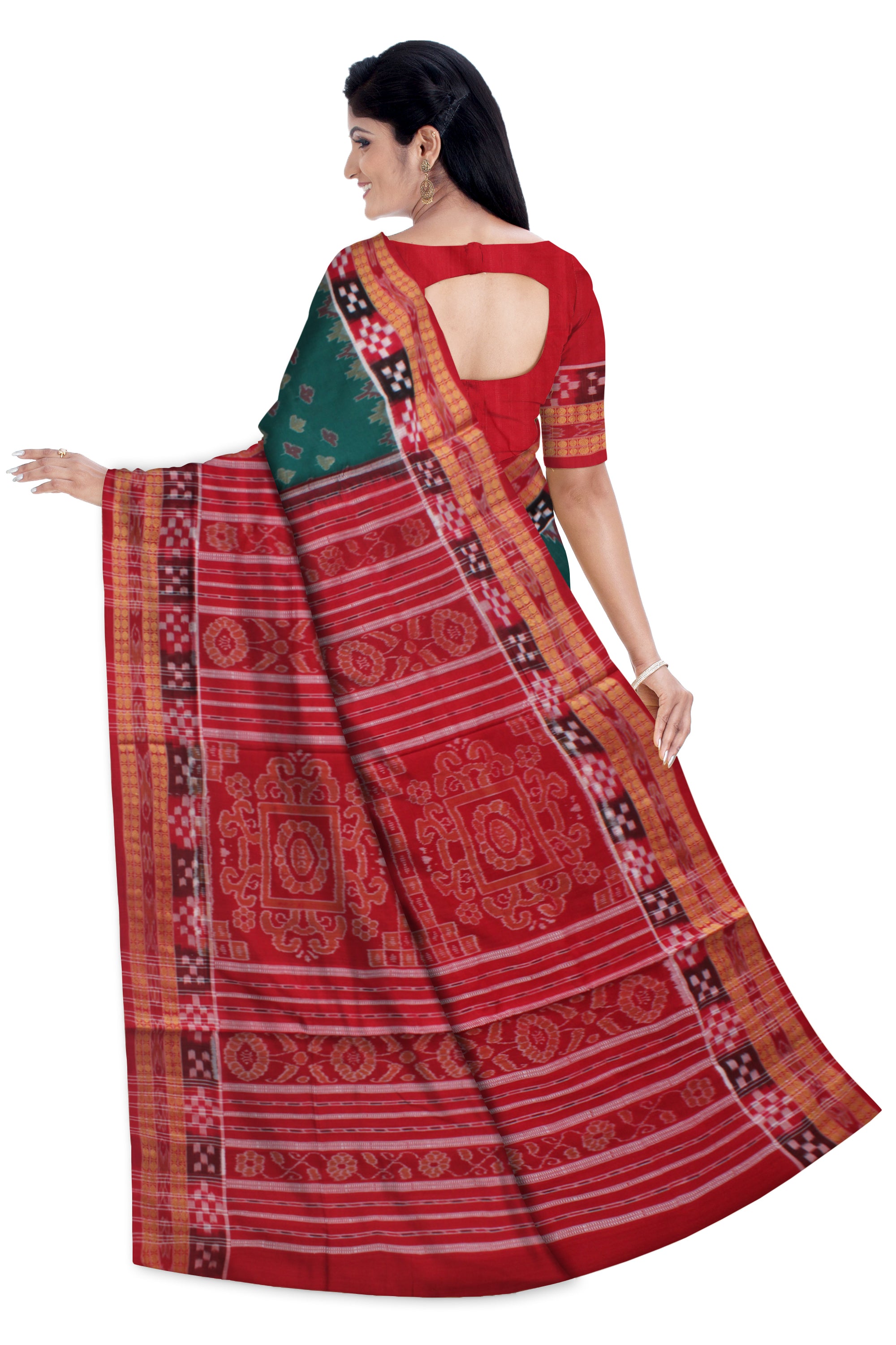PASAPALI WITH LEAF PATTERN PURE COTTON SAREE IS HUNTER GREEN AND RED COLOR BASE,COMES WITH MATCHING BLOUSE PIECE. - Koshali Arts & Crafts Enterprise