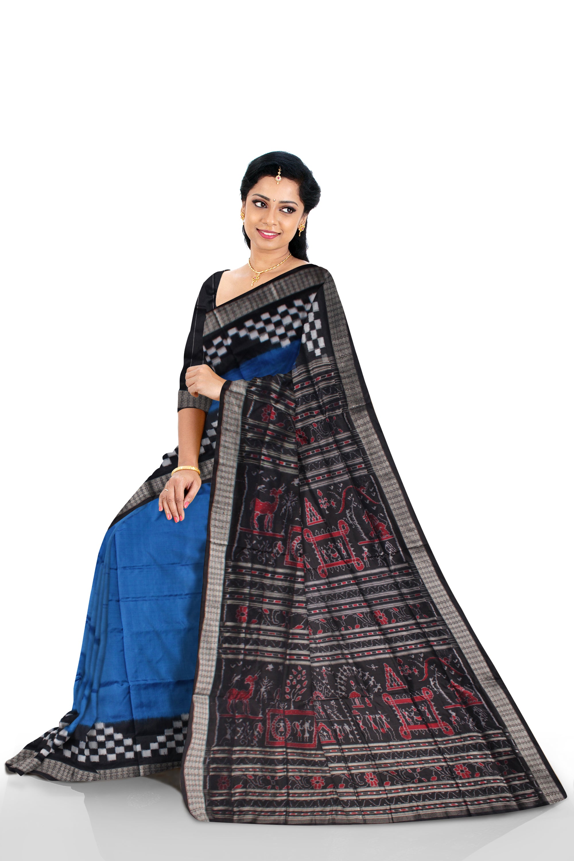 TRAIDITIONAL TERRACOTTA PATTERN PALLU WITH BORDER PASAPALI PATTERN PURE SILK SAREE IS BLUE AND BLACK COLOR BASE,WITH BLOUSE PIECE. - Koshali Arts & Crafts Enterprise