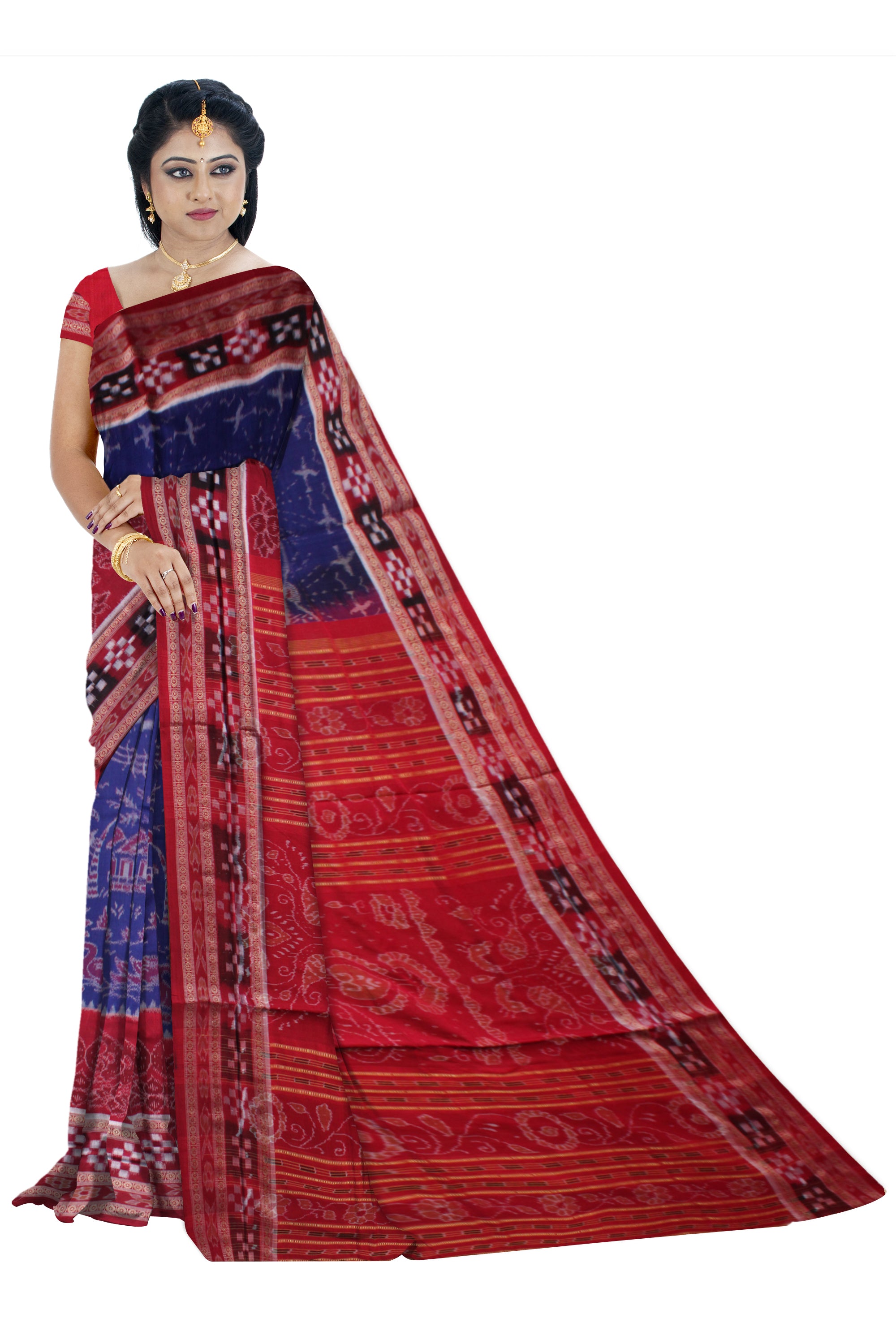 TRADITIONAL VILLAGE WITH SHANKHA PATTERN PURE COTTON SAREE IS BLUE AND RED COLOR BASE,WITH BLOUSE PIECE. - Koshali Arts & Crafts Enterprise