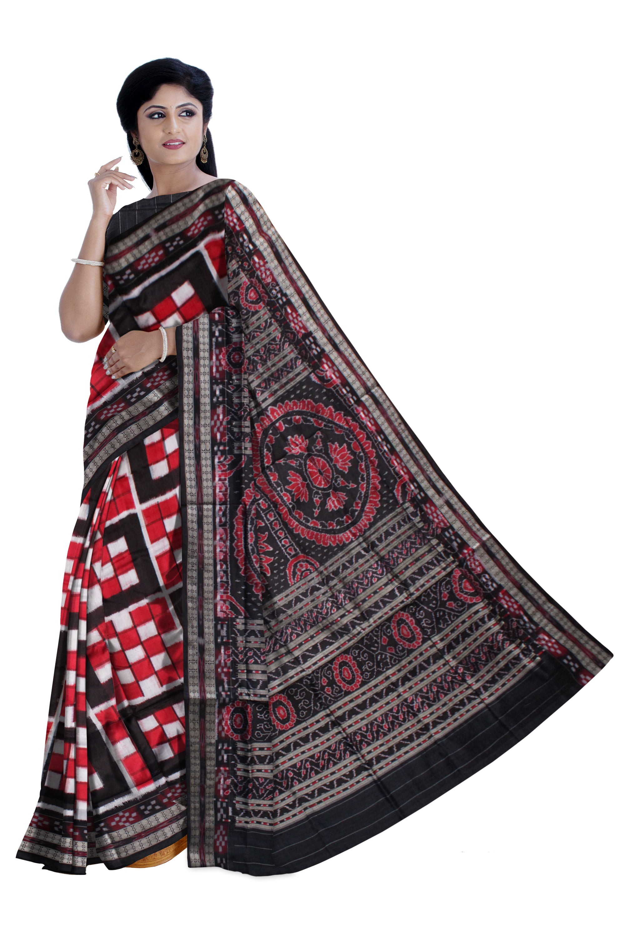 FULL BODY BIG PASAPALI PATTERN PURE SAMBALPURI COTTON SAREE IS RED AND BLACK COLOR BASE,WITH BLOUSE PIECE. - Koshali Arts & Crafts Enterprise