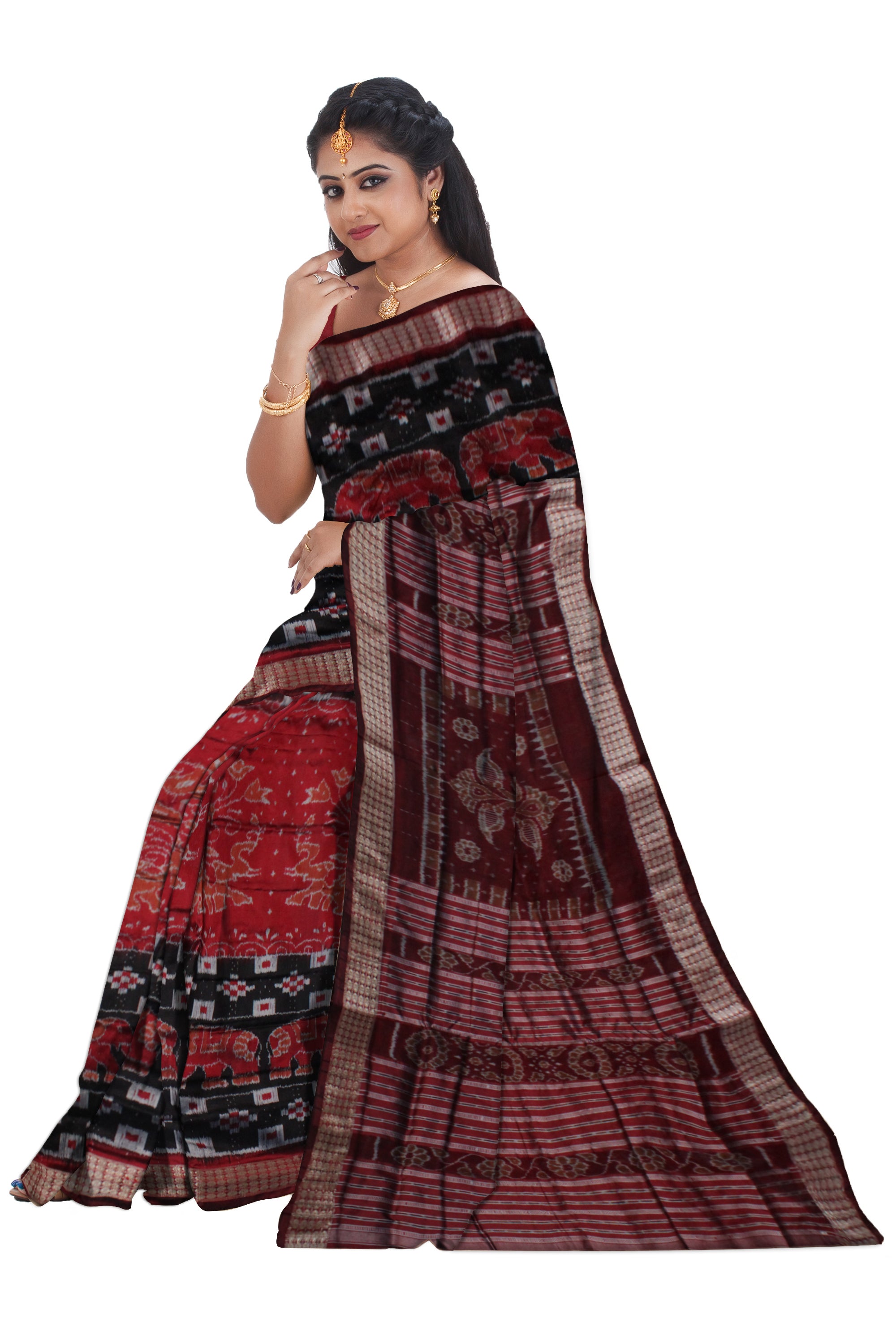 TRADITIONAL ELEPHANT WITH PASAPALI PATTERN PURE SILK SAREE IS DARK ORANGE AND BLACK COLOR BASE,WITH BLOUSE PIECE. - Koshali Arts & Crafts Enterprise