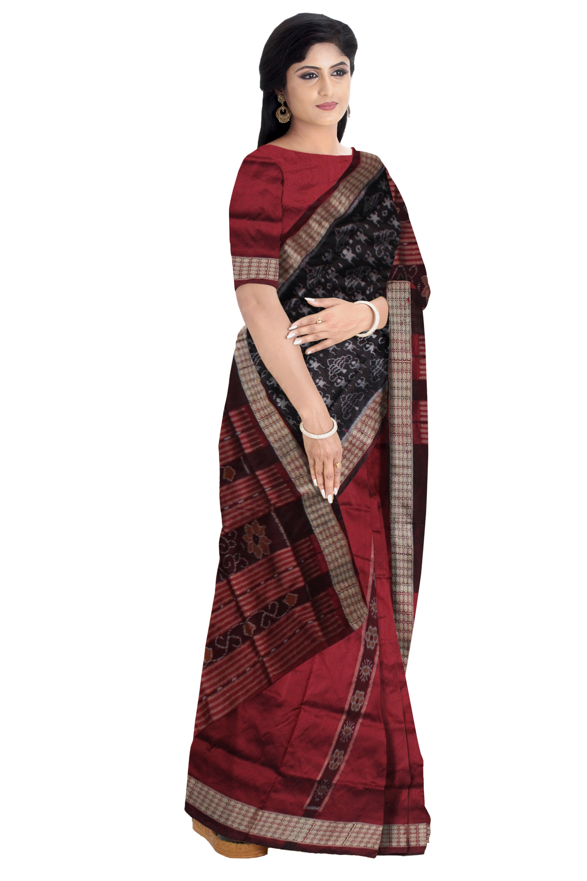 TERRACOTTA PATTERN PATLI PATA SAREE IS BLACK AND MAROON COLOR BASE,COMES WITH MATCHING BLOUSE PIECE. - Koshali Arts & Crafts Enterprise