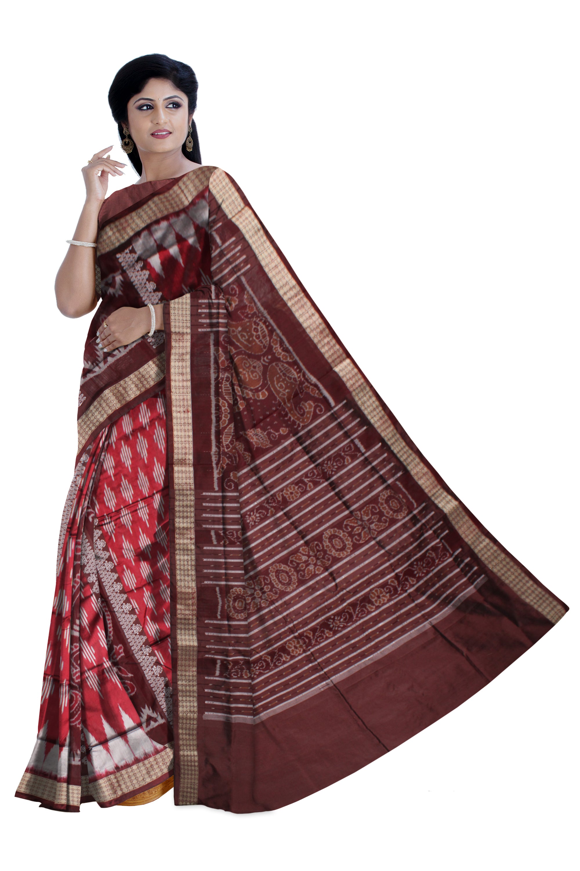 Authentic Pata saree is 3d color base. - Koshali Arts & Crafts Enterprise
