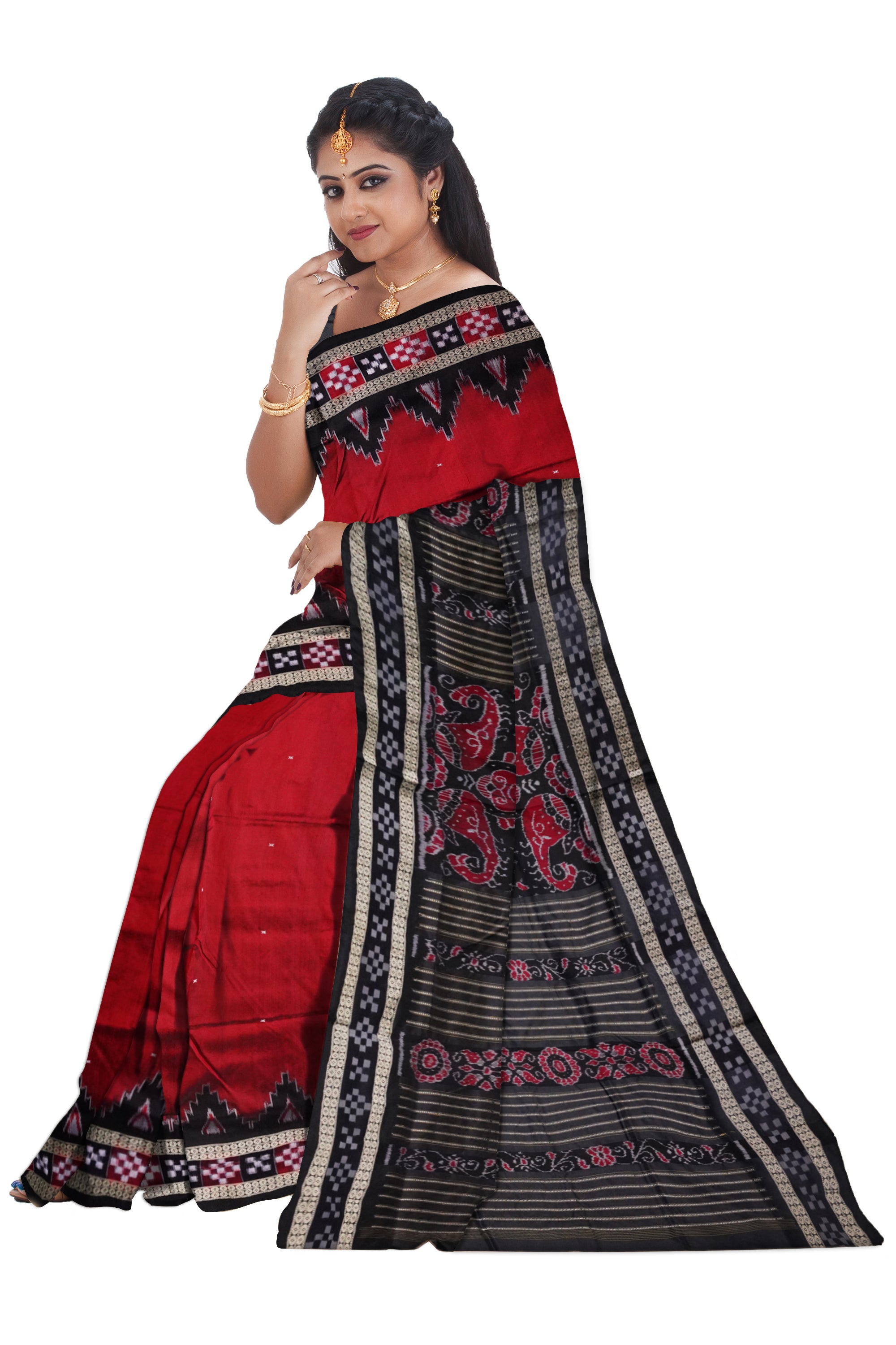 Maroon and Black dhadi Pasapali Sambalpuri pata saree with a unique border design. - Koshali Arts & Crafts Enterprise