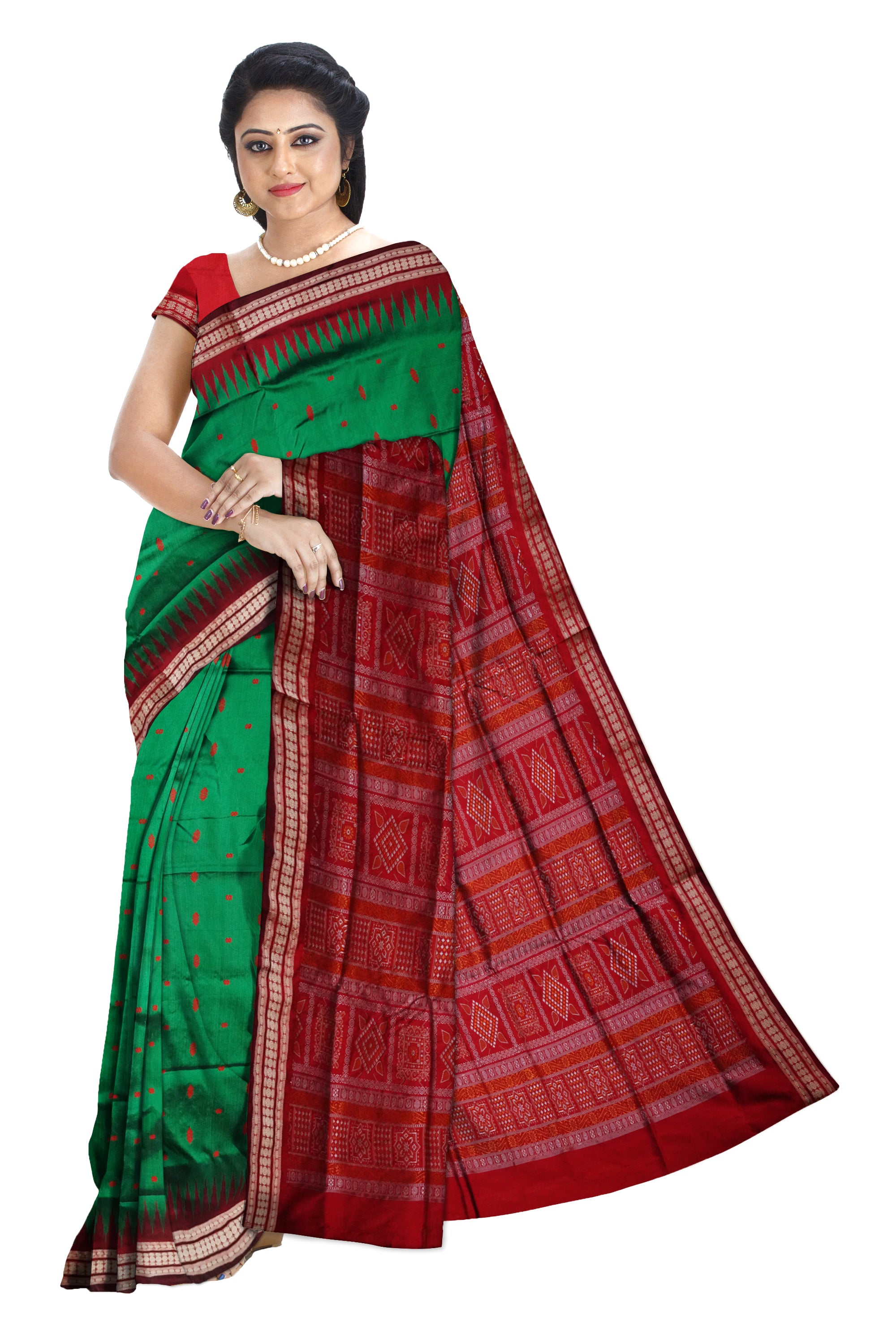 Green and red colour plain bomkei sambalpuri pata saree. - Koshali Arts & Crafts Enterprise
