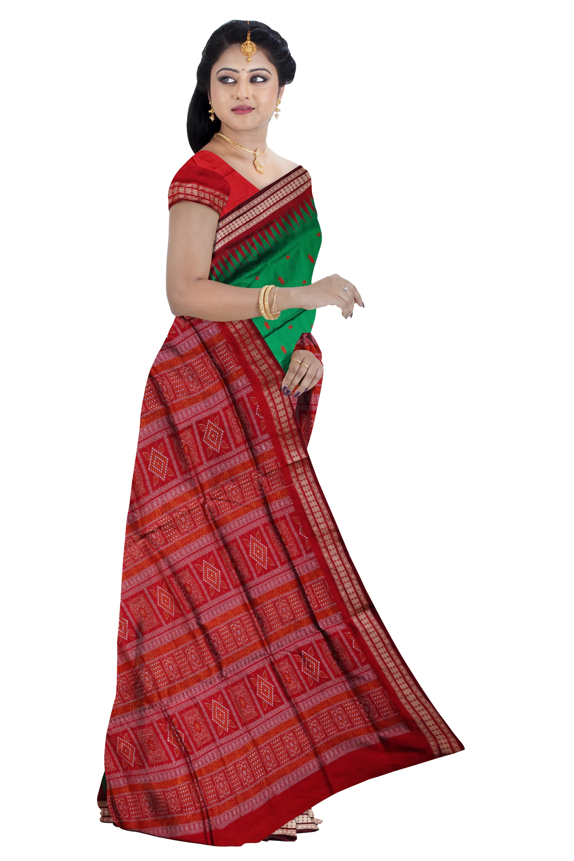 Green and red colour plain bomkei sambalpuri pata saree. - Koshali Arts & Crafts Enterprise