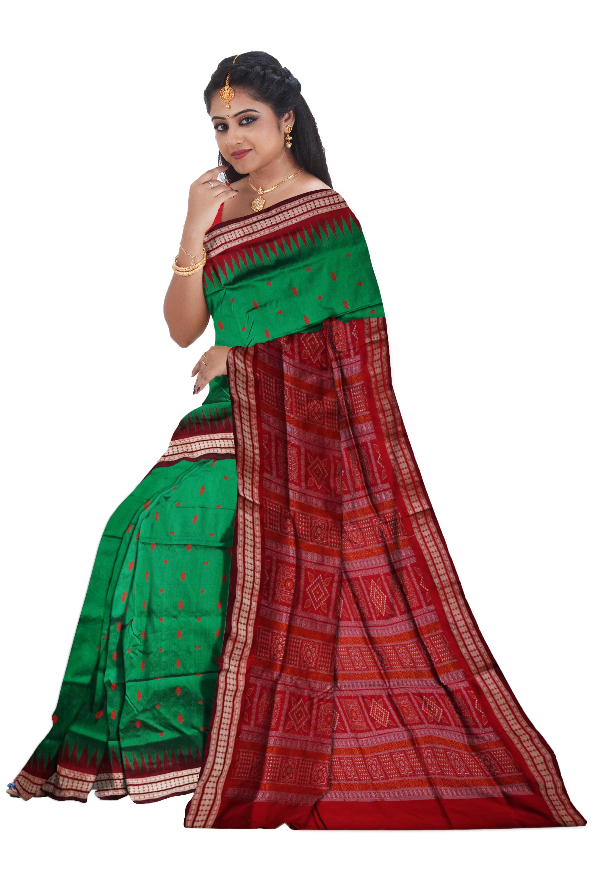 Green and red colour plain bomkei sambalpuri pata saree. - Koshali Arts & Crafts Enterprise