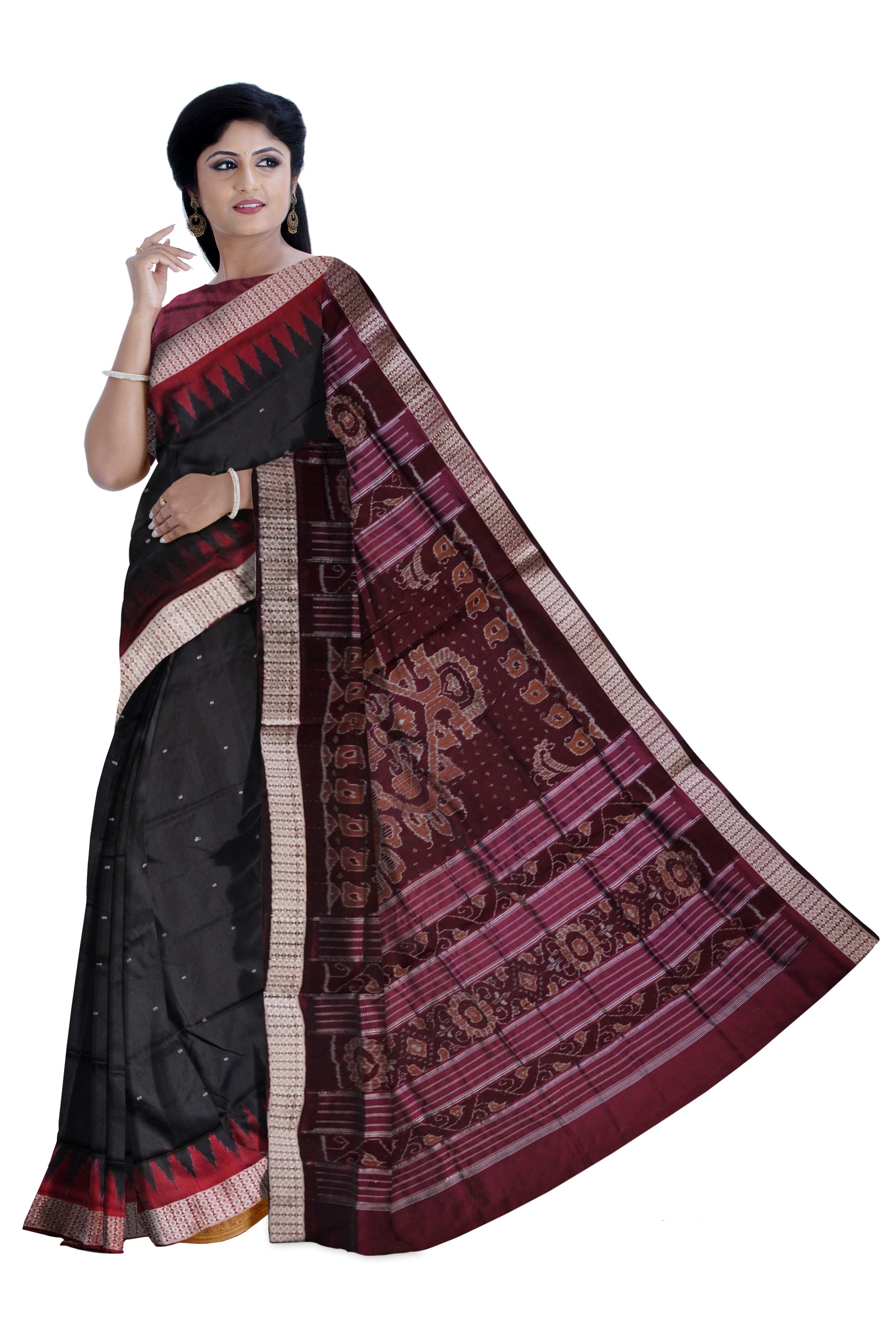 Black and maroon color plain sambalpuri pata saree. - Koshali Arts & Crafts Enterprise