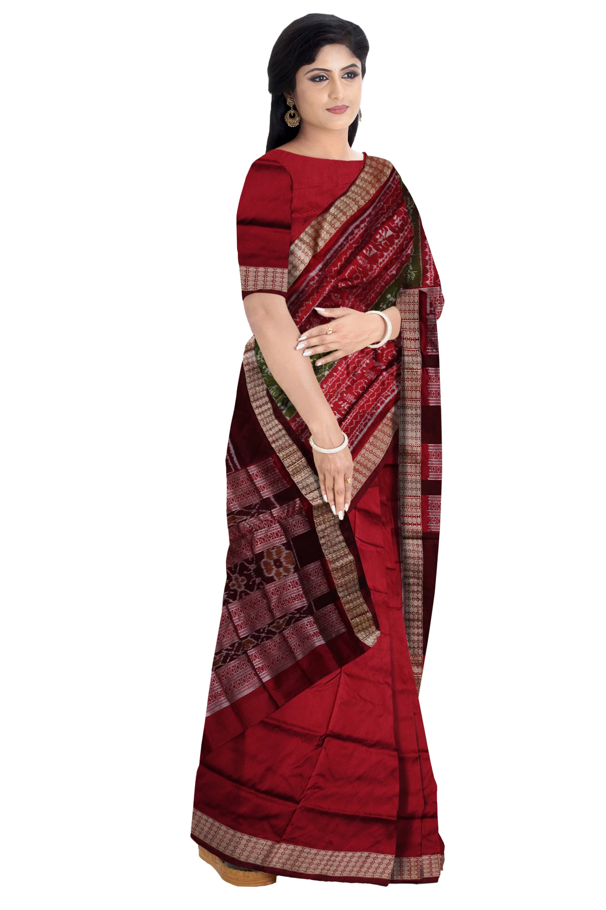Latest terracotta pattern patli design pata saree is Mehendi & Maroon color. - Koshali Arts & Crafts Enterprise