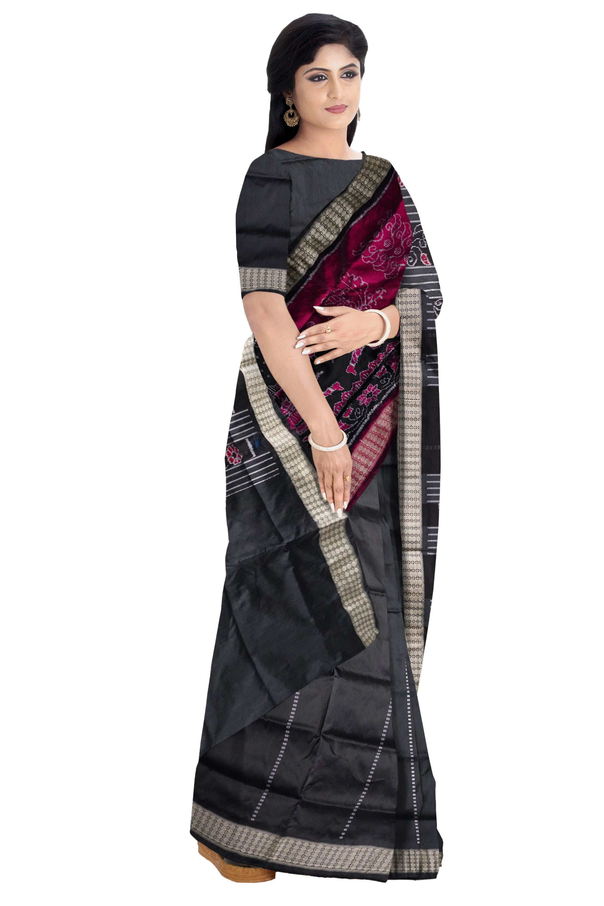 Nartaki with Peacock pattern patli pata saree in Deep-pink & Black color. - Koshali Arts & Crafts Enterprise