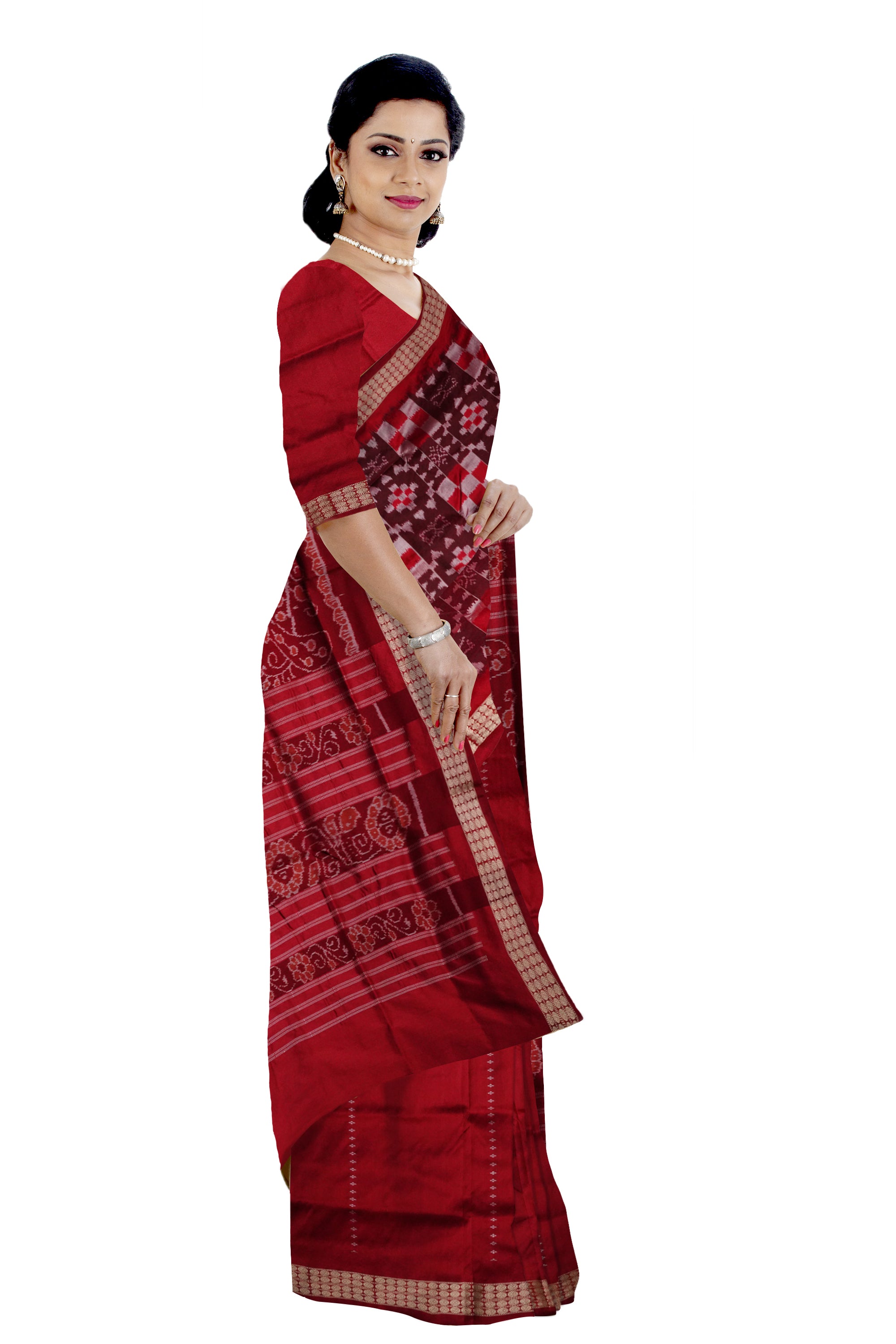 Pasapali pattern patli design pata saree is Coffee & Maroon color. - Koshali Arts & Crafts Enterprise