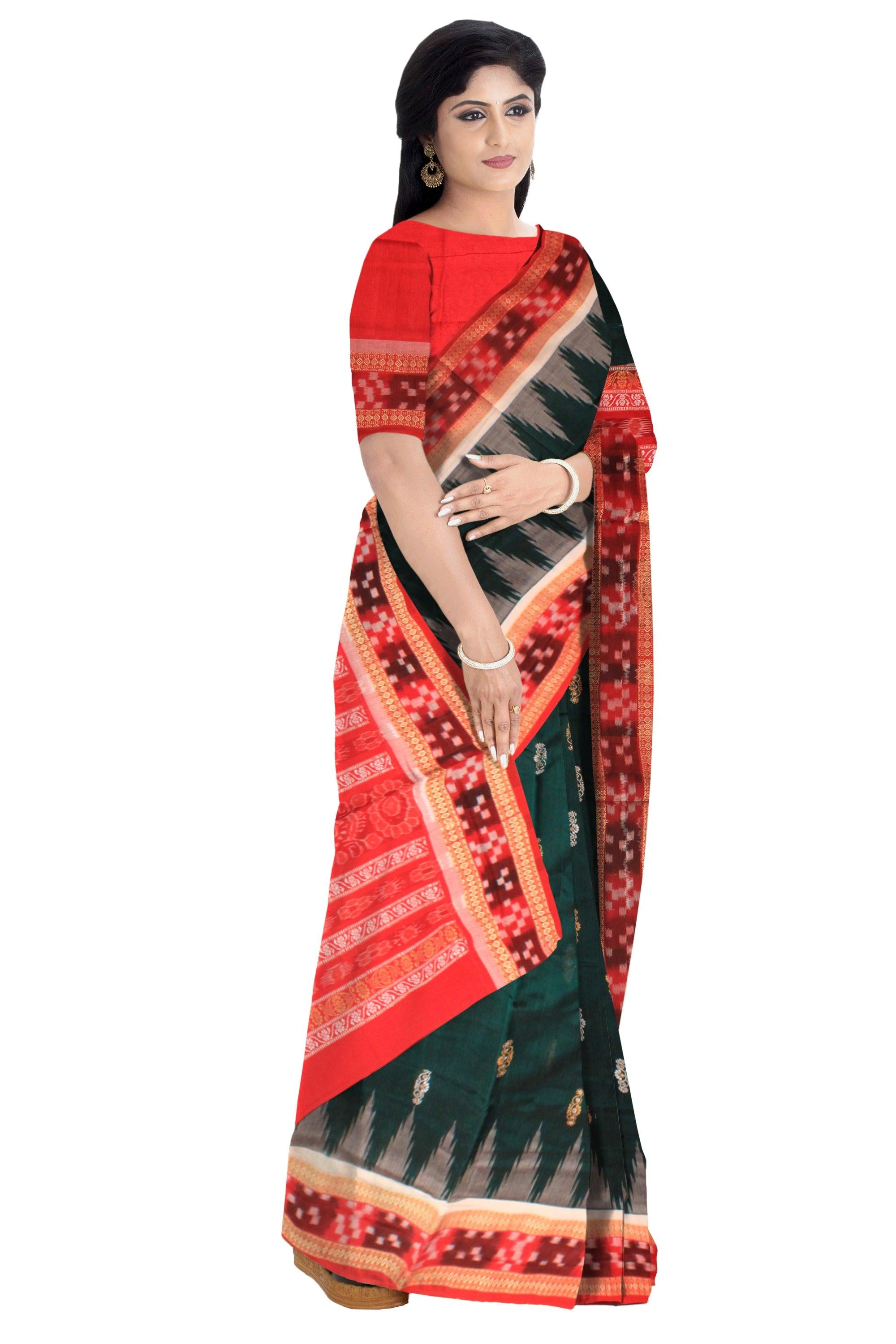 A SAMBALPURI COTTON SAREE IN DARK GREEN AND RED COLOR DHADISAPTA DESIGN,WITH BLOUSE PIECE. - Koshali Arts & Crafts Enterprise
