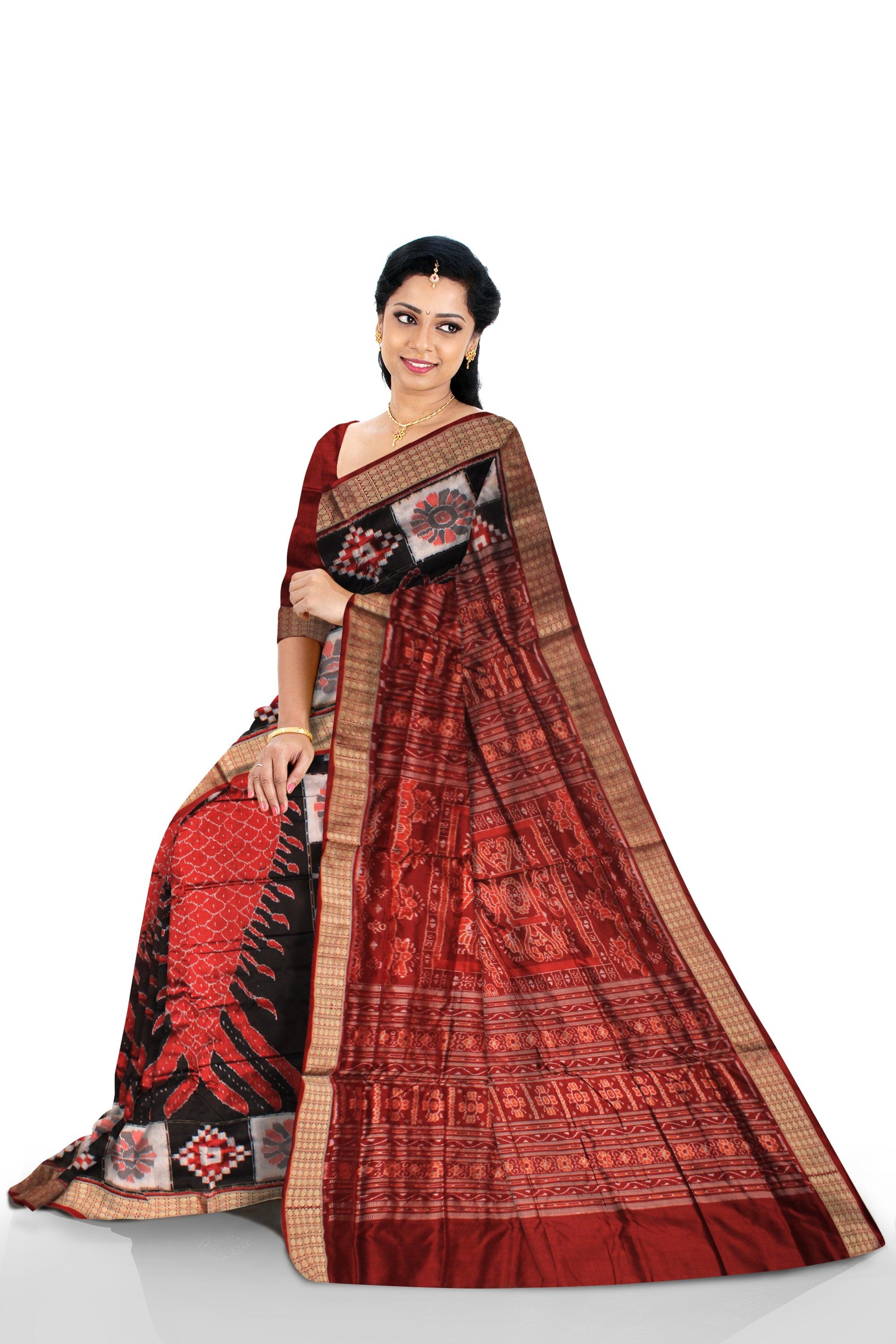 BIG FISH PATTERN PURE SILK SAREE IN BLACK,WHITE AND MAROON COLOR BASE, ATTACHED WITH BLOUSE PIECE. - Koshali Arts & Crafts Enterprise