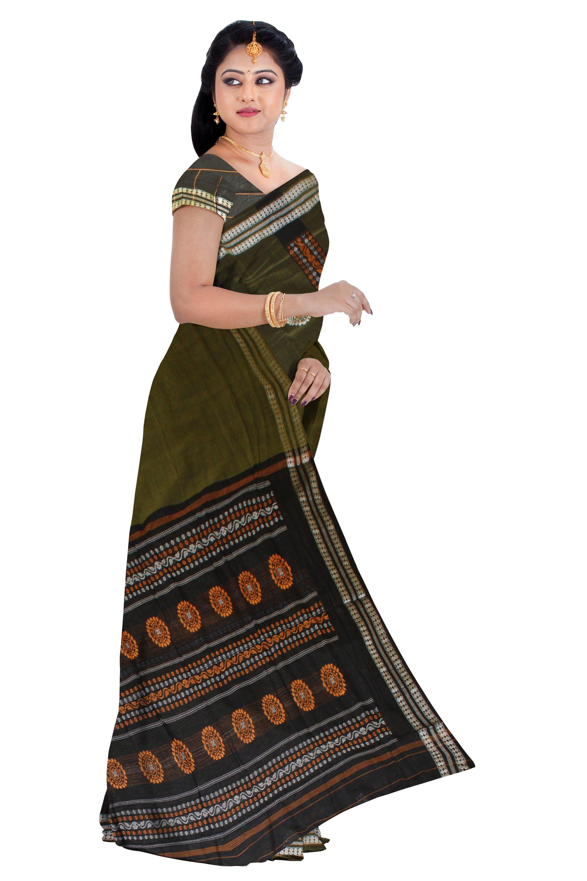 Sambalpuri Bomkei pattern flower print saree in deep green color with blouse piece - Koshali Arts & Crafts Enterprise